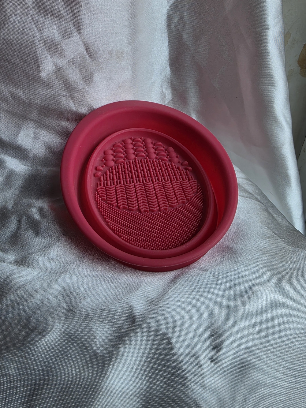 Silicone Makeup Brush Cleaning Bowl